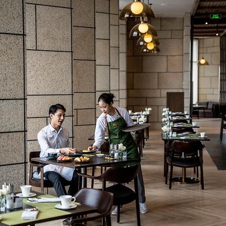Crowne Plaza Vinh Yen City Centre By Ihg Екстер'єр фото