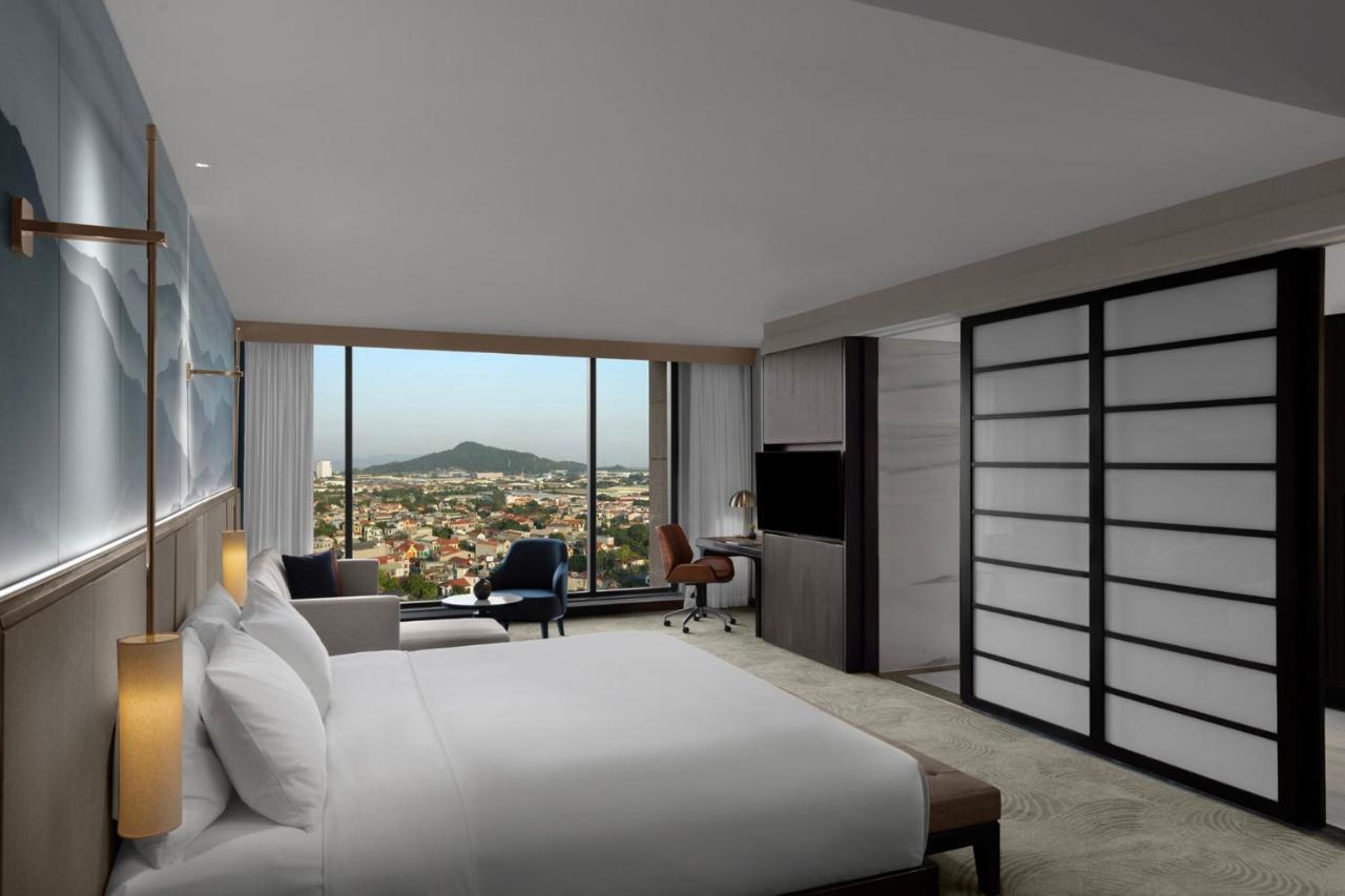 Crowne Plaza Vinh Yen City Centre By Ihg Екстер'єр фото
