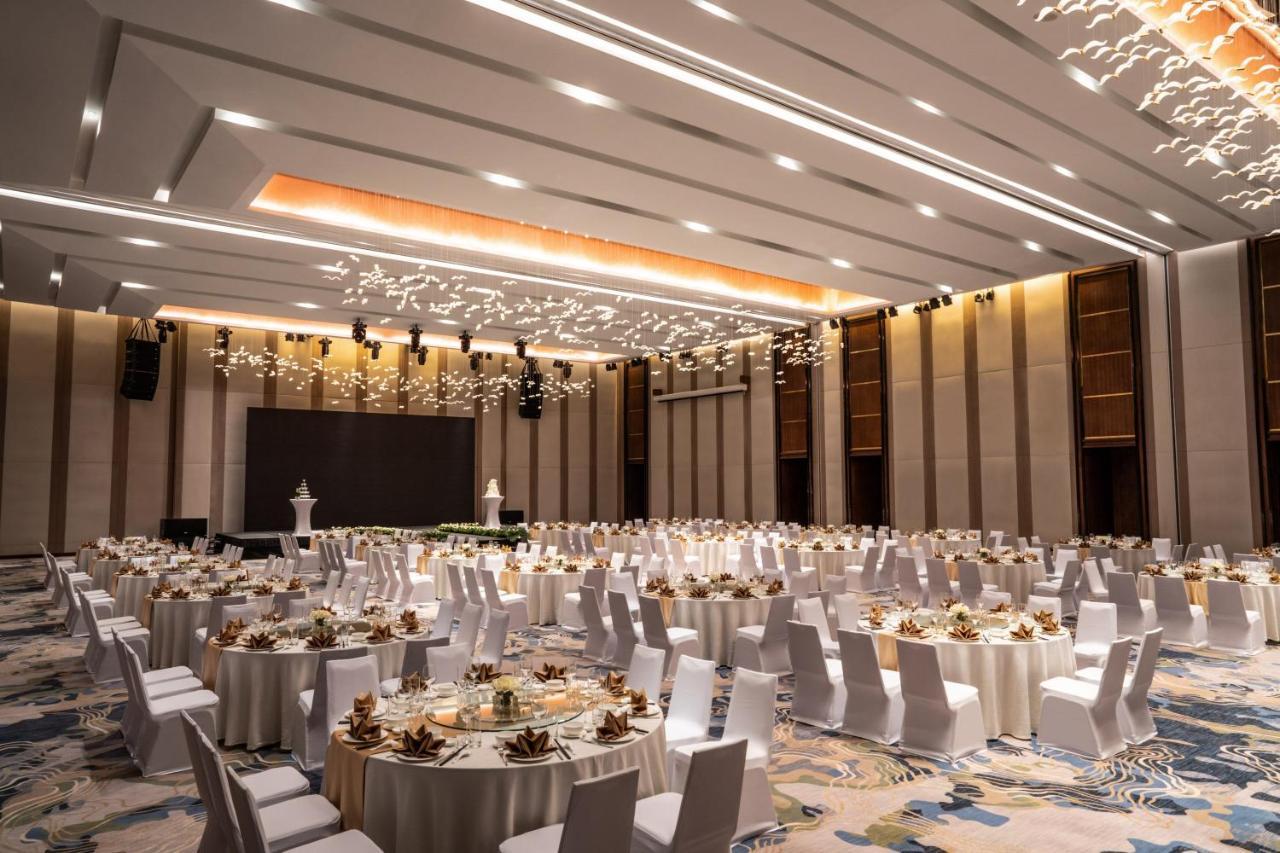 Crowne Plaza Vinh Yen City Centre By Ihg Екстер'єр фото