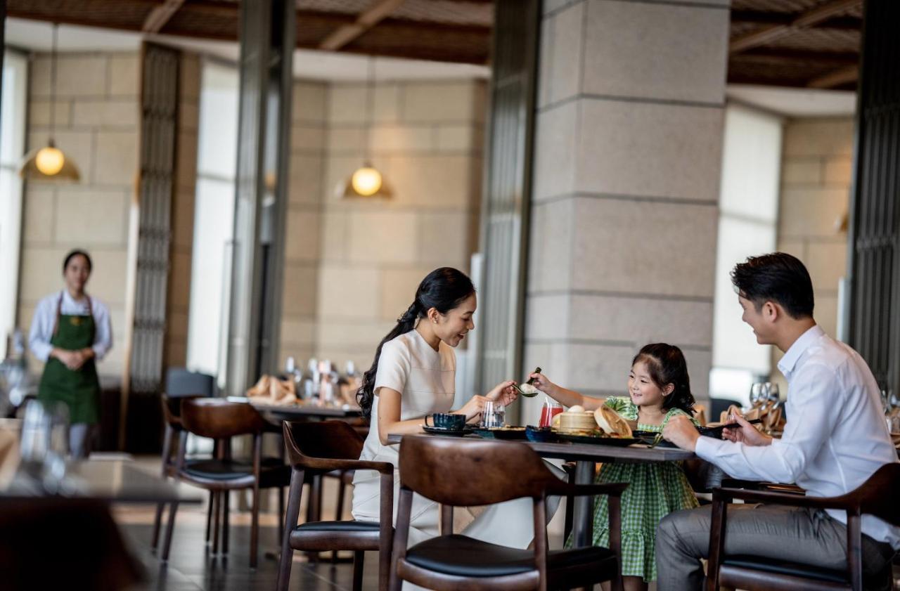 Crowne Plaza Vinh Yen City Centre By Ihg Екстер'єр фото