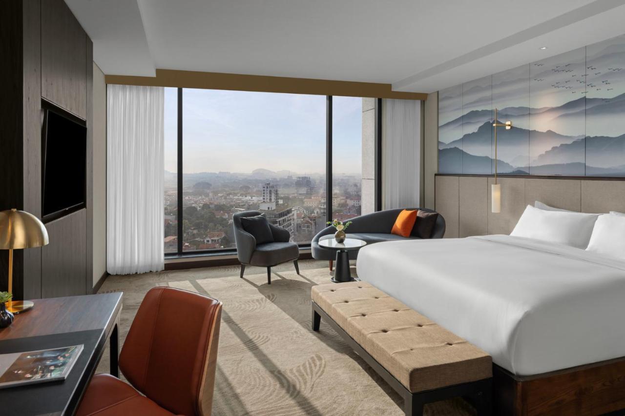 Crowne Plaza Vinh Yen City Centre By Ihg Екстер'єр фото