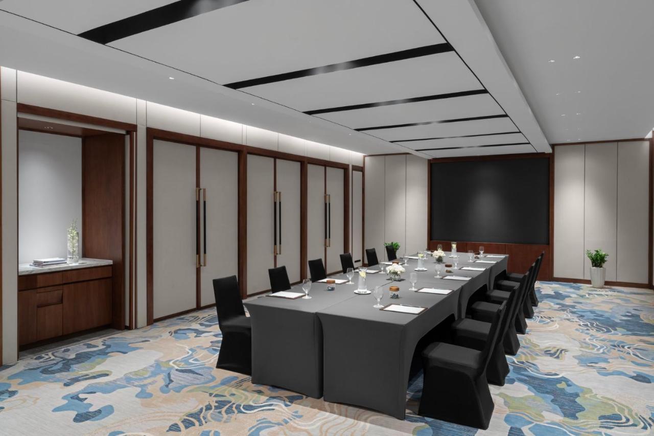 Crowne Plaza Vinh Yen City Centre By Ihg Екстер'єр фото