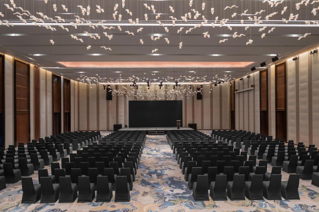 Crowne Plaza Vinh Yen City Centre By Ihg Екстер'єр фото