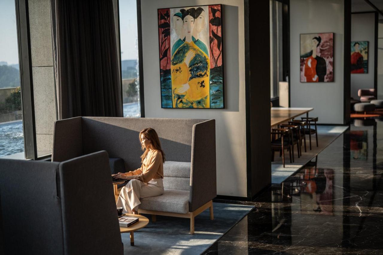 Crowne Plaza Vinh Yen City Centre By Ihg Екстер'єр фото