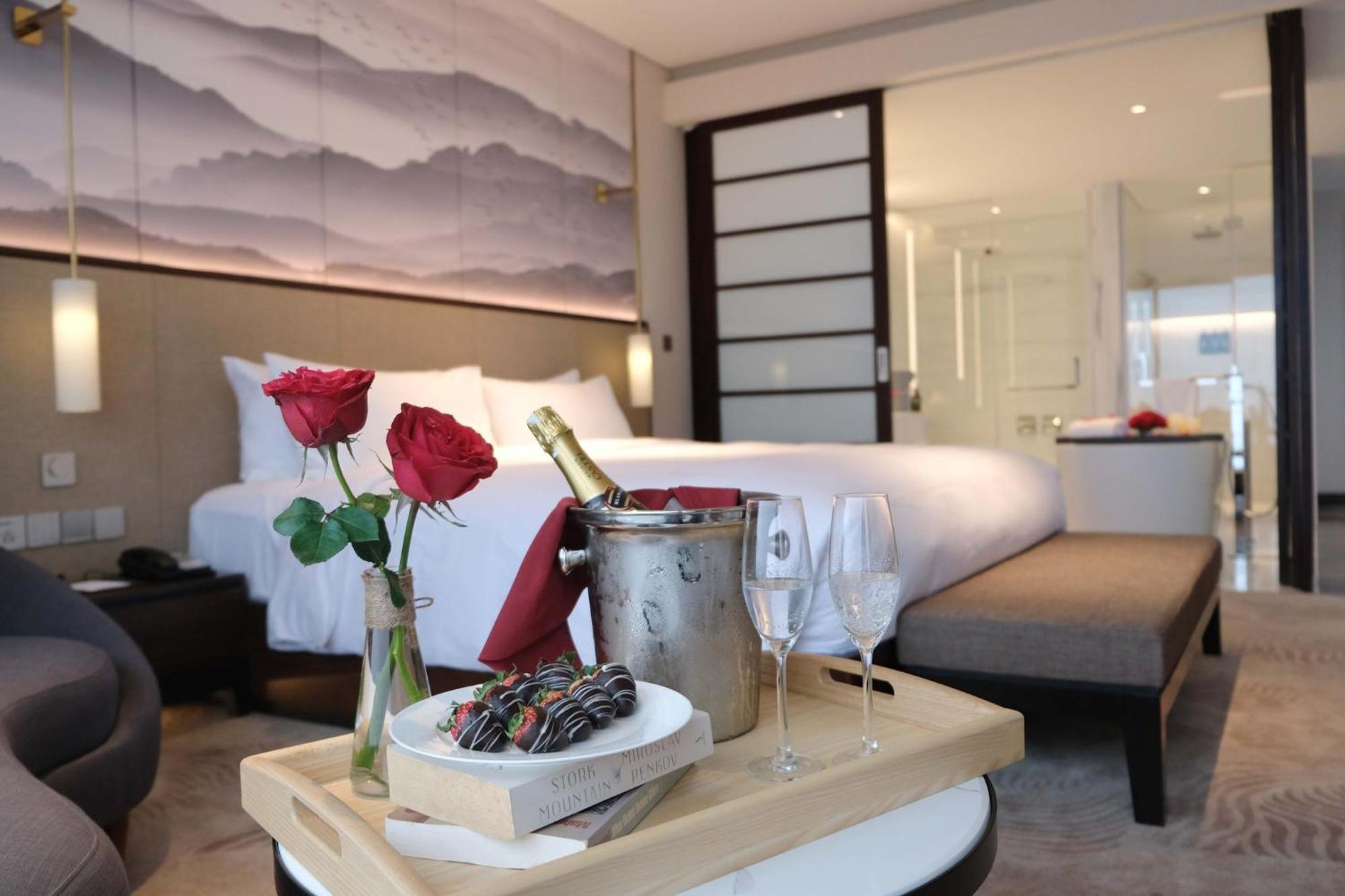 Crowne Plaza Vinh Yen City Centre By Ihg Екстер'єр фото
